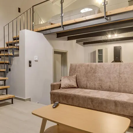 Θριές Παρνασσός * Kalívia