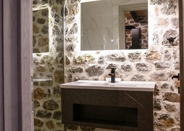 Θριές Παρνασσός * Kalívia