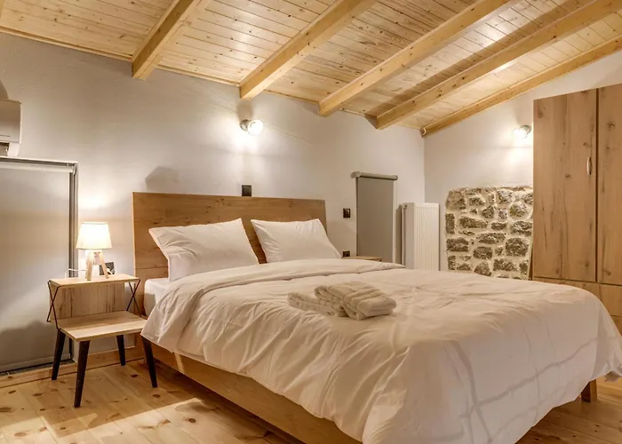 Chalet Θριές Παρνασσός Kalívia